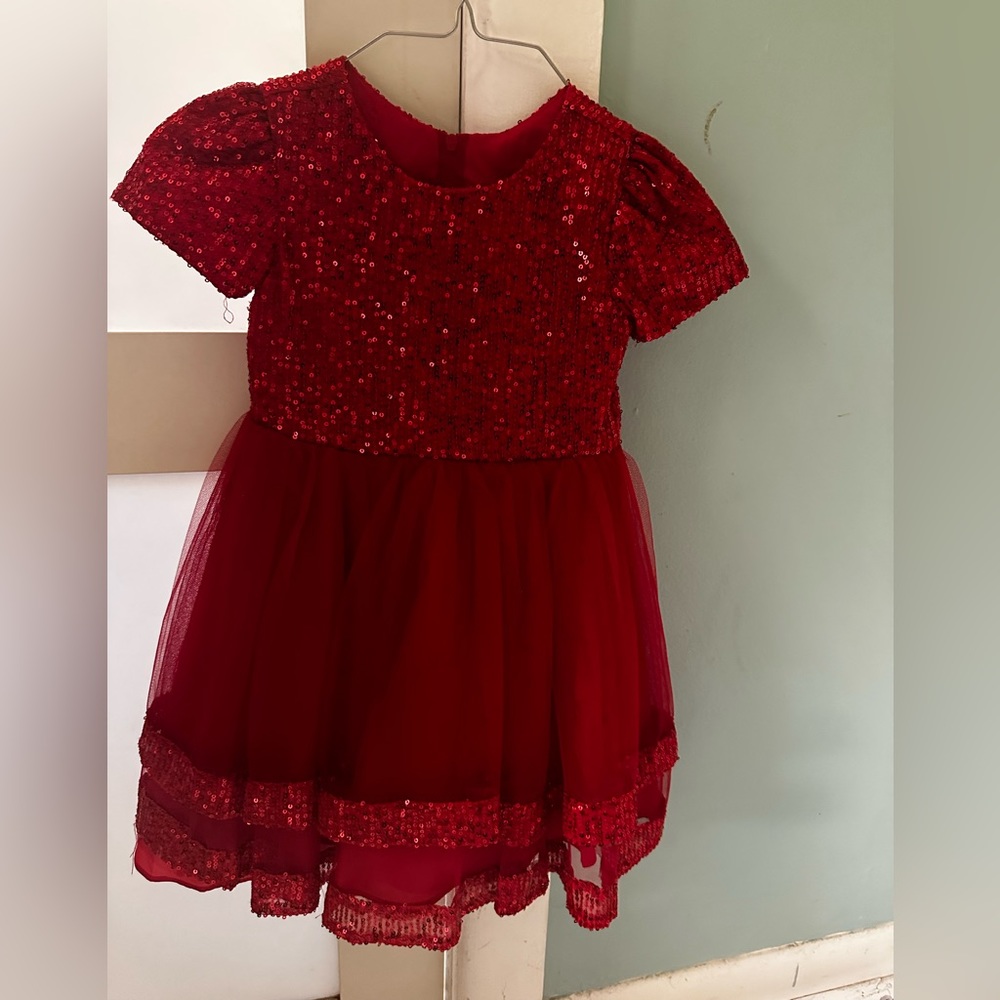 Beautiful red toddler dress for the upcoming holidays size 4T wore only ones